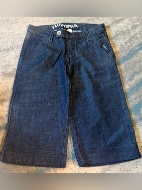 YMI Size 5 Blue Denim Bermuda Shorts